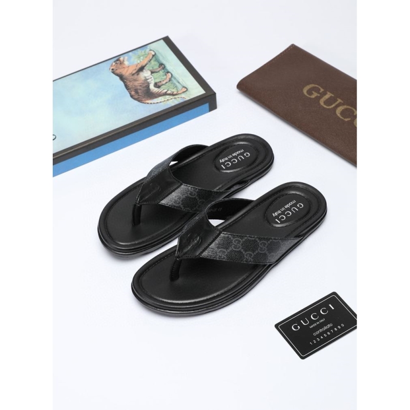 G*u*i slippers